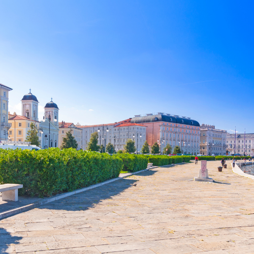 Trst i dvorac Miramare iz Zagreba i Rijeke (1 dan)